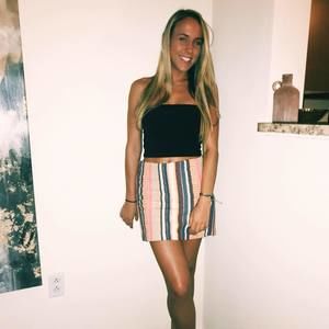 Meet your Posher, Caroline